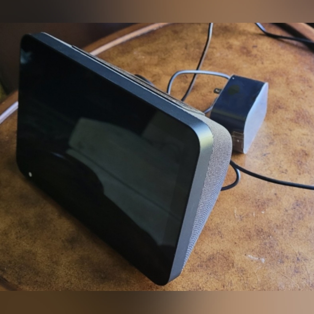Echoshow, 8" smart display + Alexa